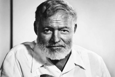 Ernest-Hemingway-por-Sebastian-Hidalgo-Sola.