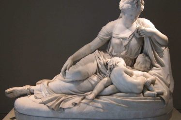 Latona y sus hijos, Apolo y Artemisa